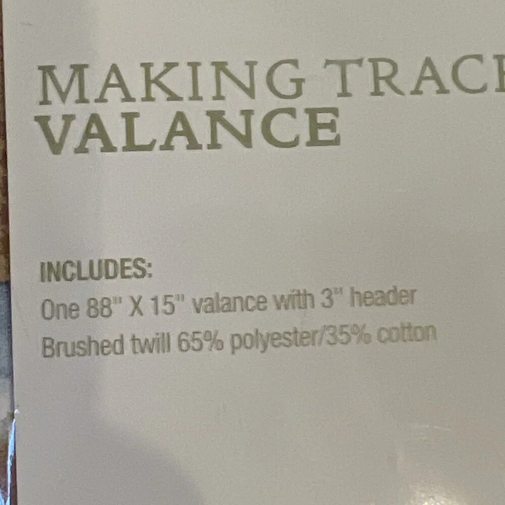 Cabela's Making Tracks Valance 88